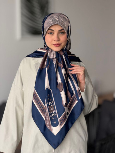 روسری ابریشم تویل اعلابرند هرمس قواره ۱۲۵دور دوخت کالکشن عیدانه