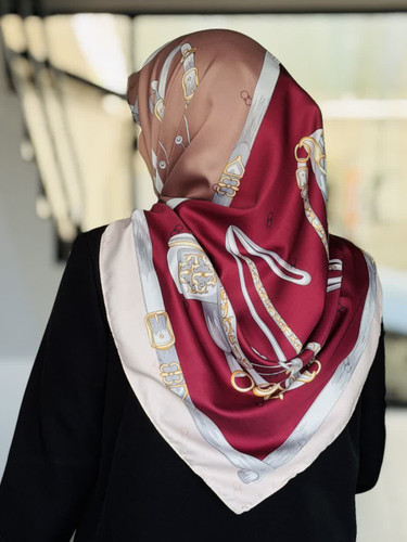 روسری حریر ابریشمتویل واردانی قواره ۱۲۵