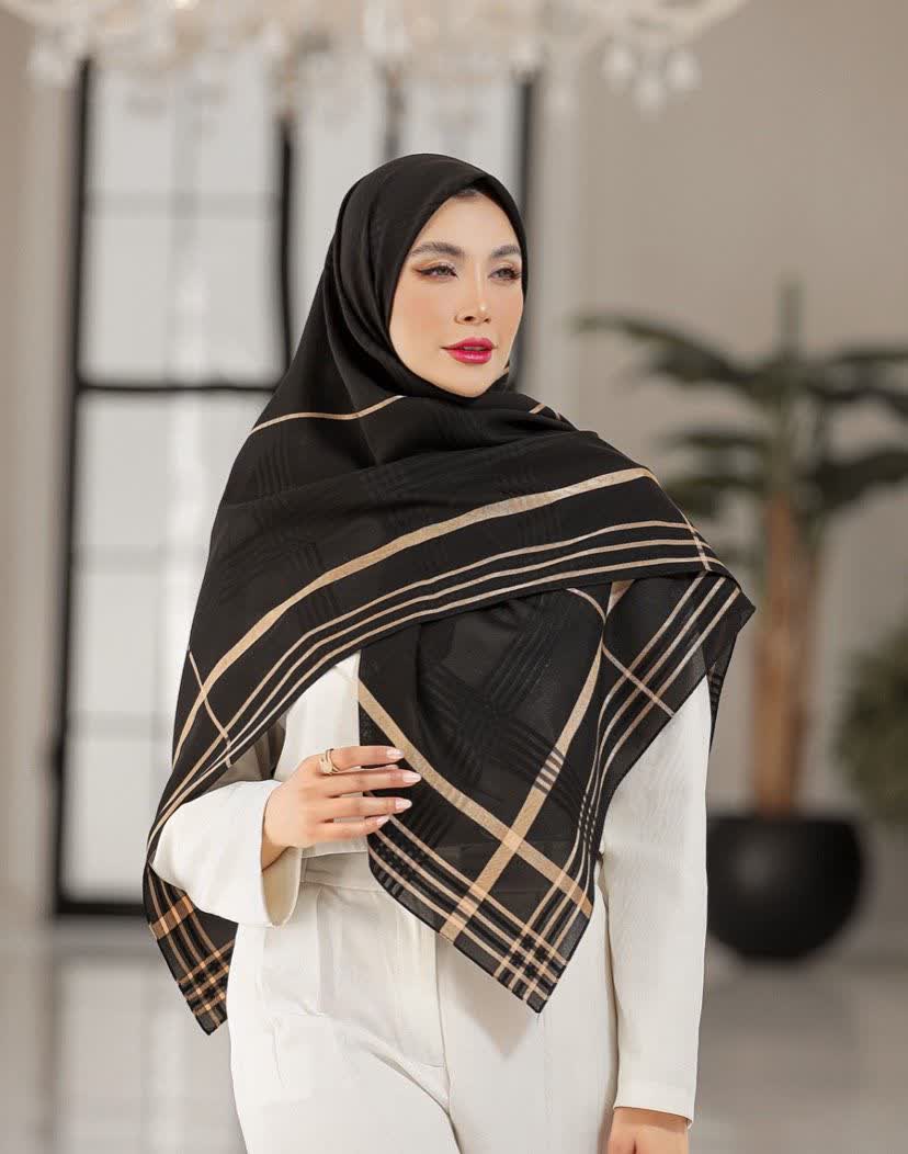 روسری مشکی  وارداتی ترک آگولاس قواره ۱۲۵