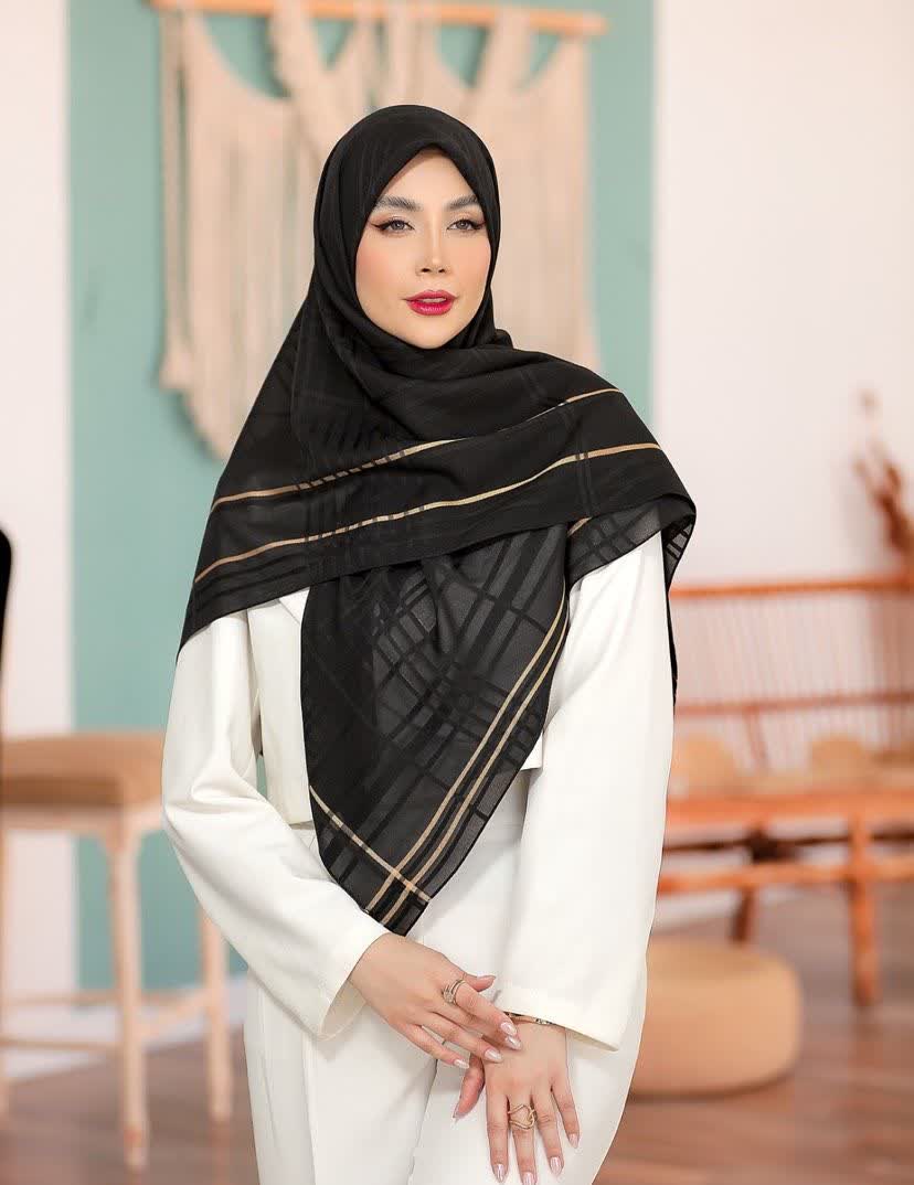 روسری مشکی وارداتی  ترک  آگولاس قواره ۱۲۵