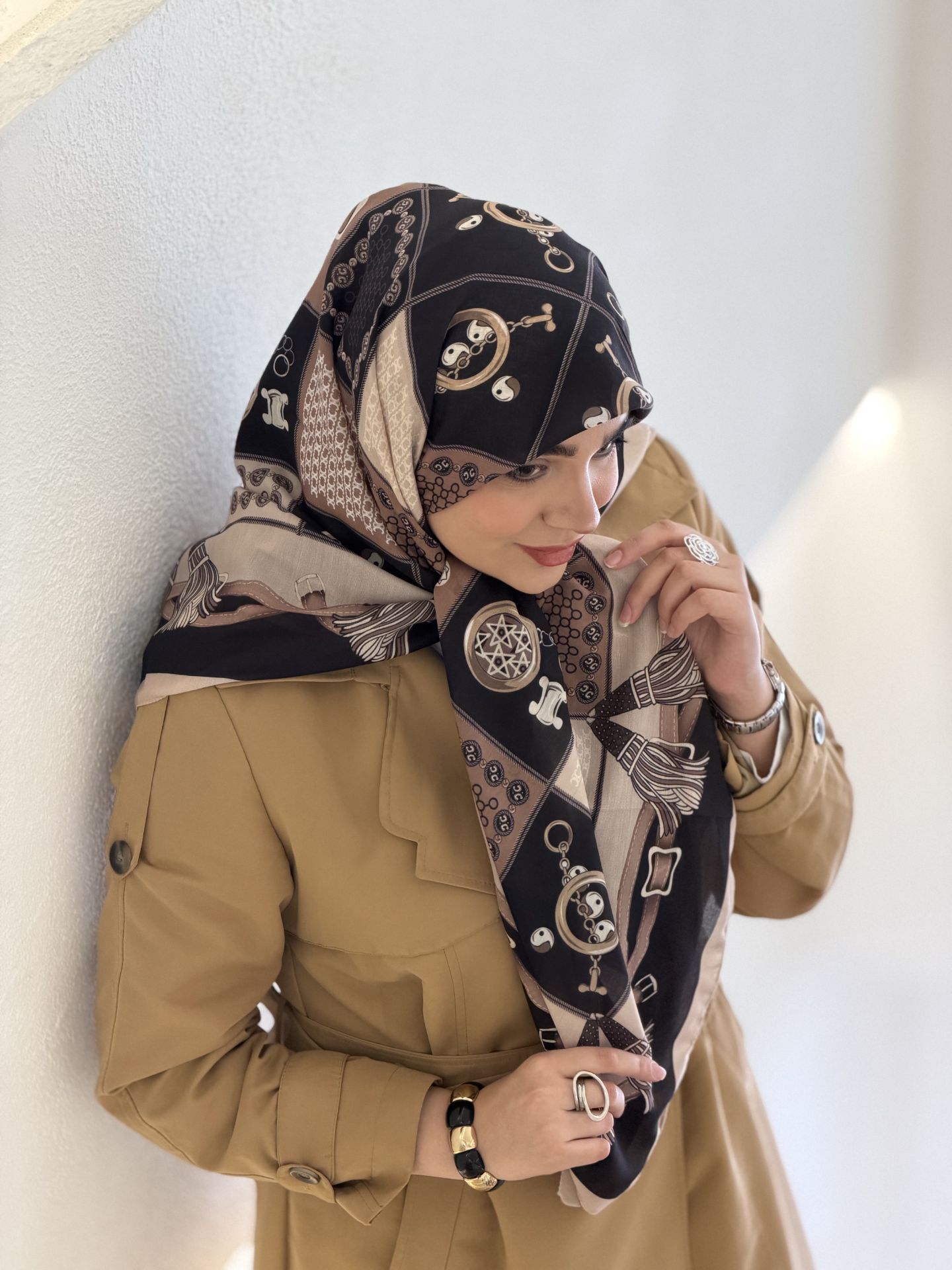 روسری ابریشم توییل برند هرمس قواره ۱۲۵